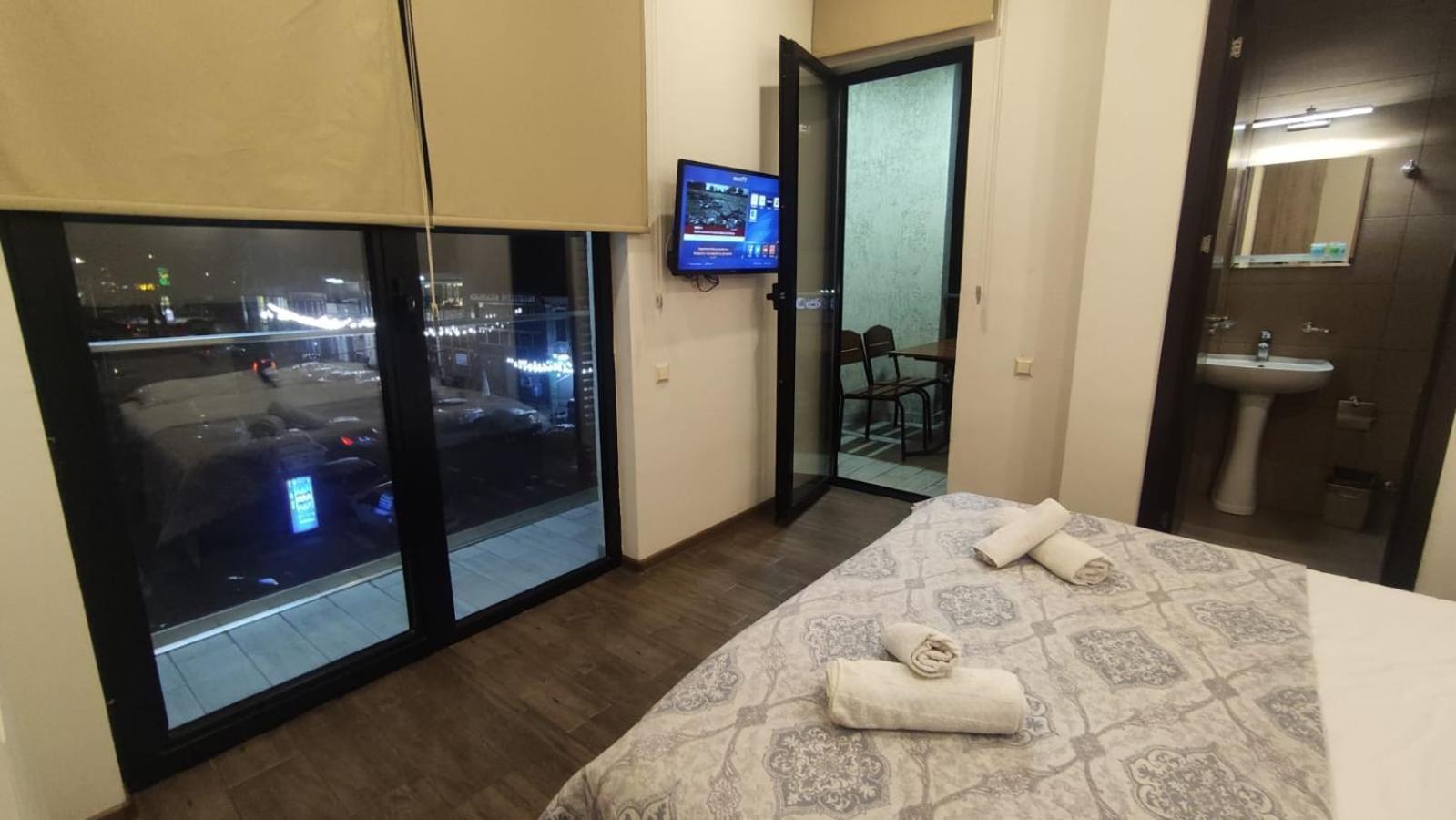 Batumi Hotel Екстер'єр фото