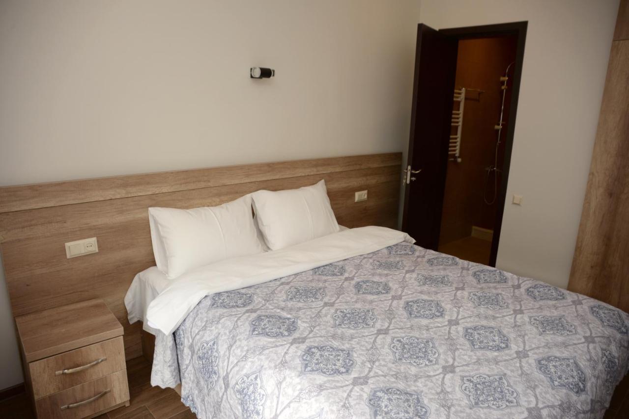 Batumi Hotel Екстер'єр фото