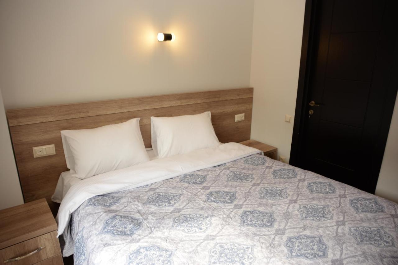 Batumi Hotel Екстер'єр фото