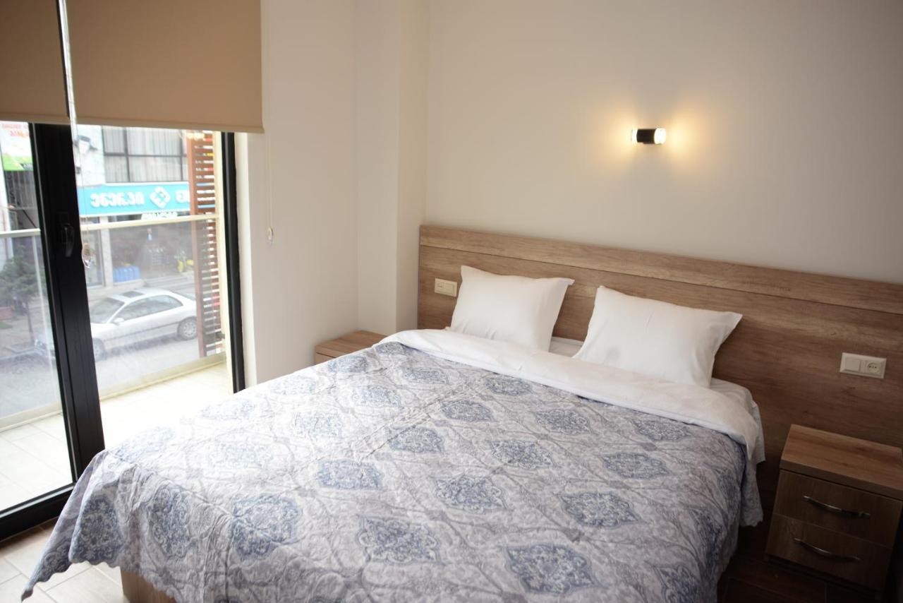 Batumi Hotel Екстер'єр фото