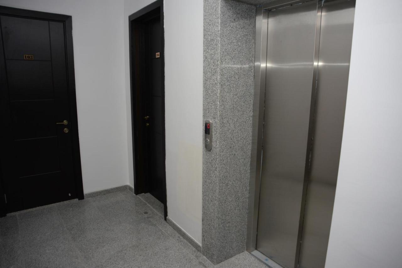 Batumi Hotel Екстер'єр фото
