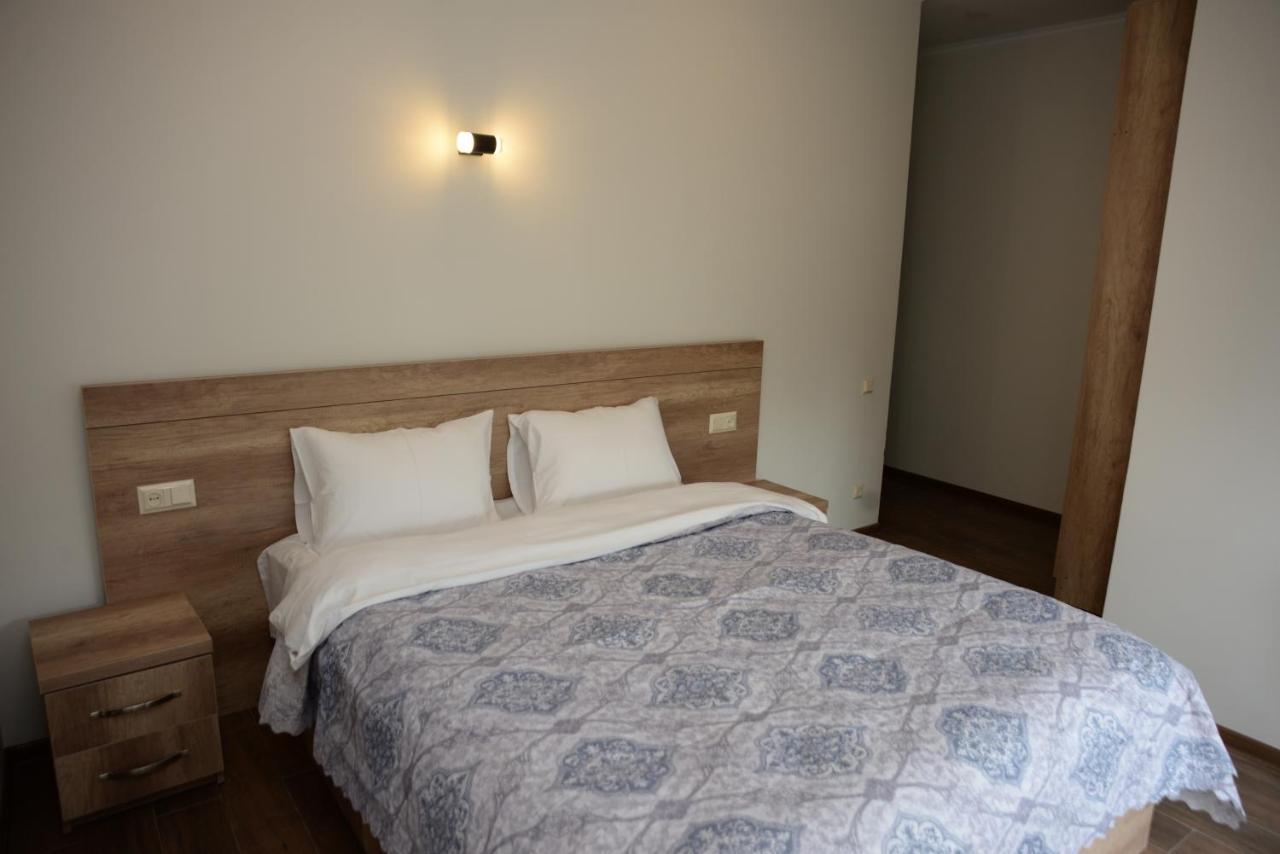 Batumi Hotel Екстер'єр фото